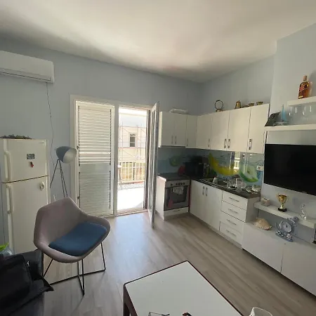 Sweet Apartment