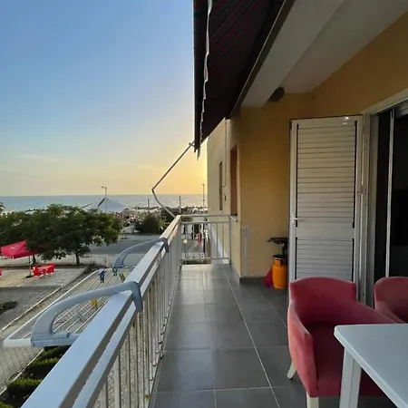 Apartment Sweet *